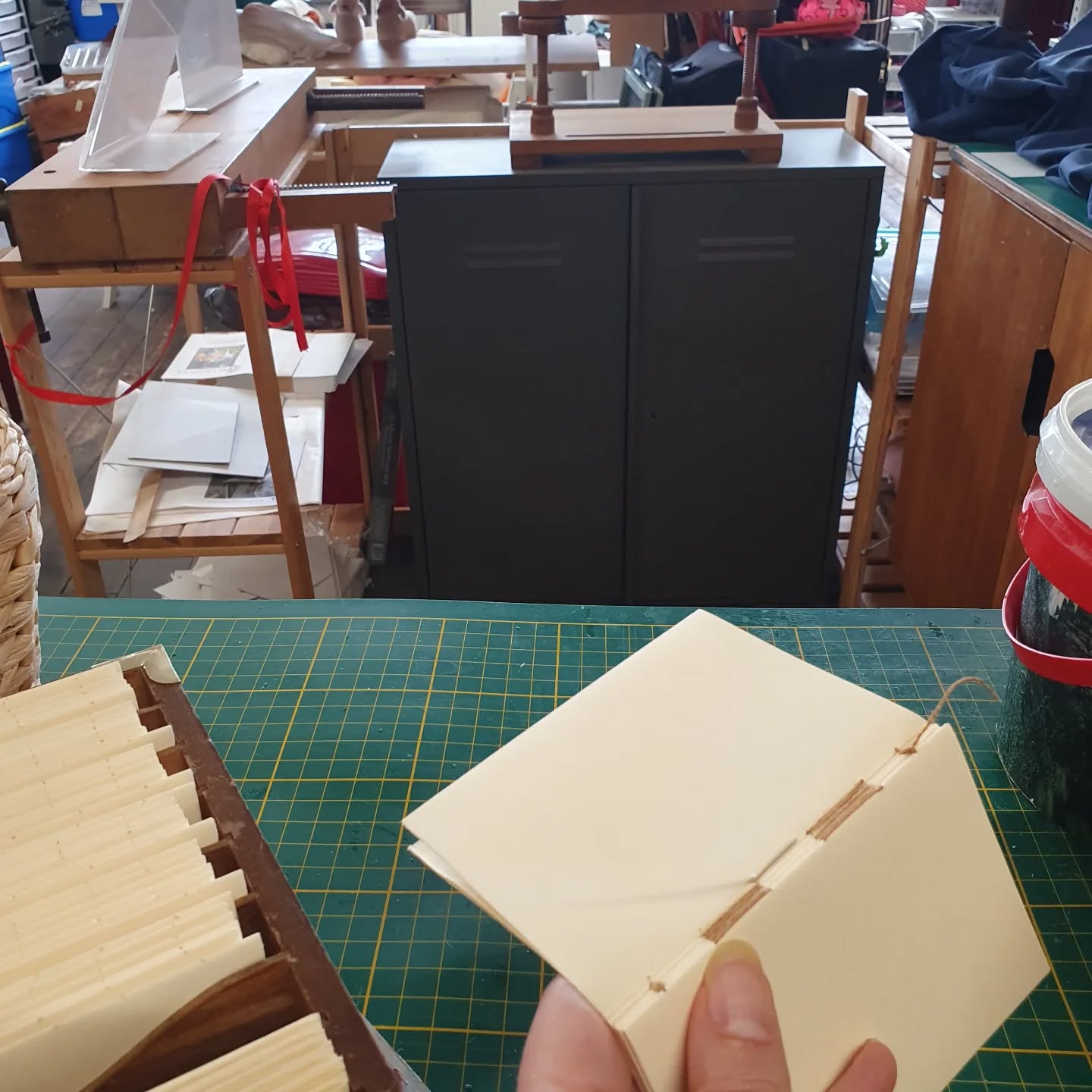 An unfiltered look at me trying to remember how to batch make modern books and staring at the studio wondering what might want tidying up before the Open Studio day on Saturday. What you can't hear, the soundtrack of my fellow maker's music playlist and what you can't smell, the familiar scent of linseed oil paints (he restores historic woodwork). To experience the joy and chaos of a shared studio pop by on Saturday the 13th. There's a free drop in pamphlet making session too.